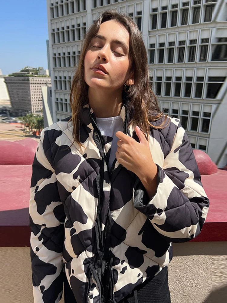 Модное женское пальто с принтом в стиле ретро круглым вырезом на молнии и лентой