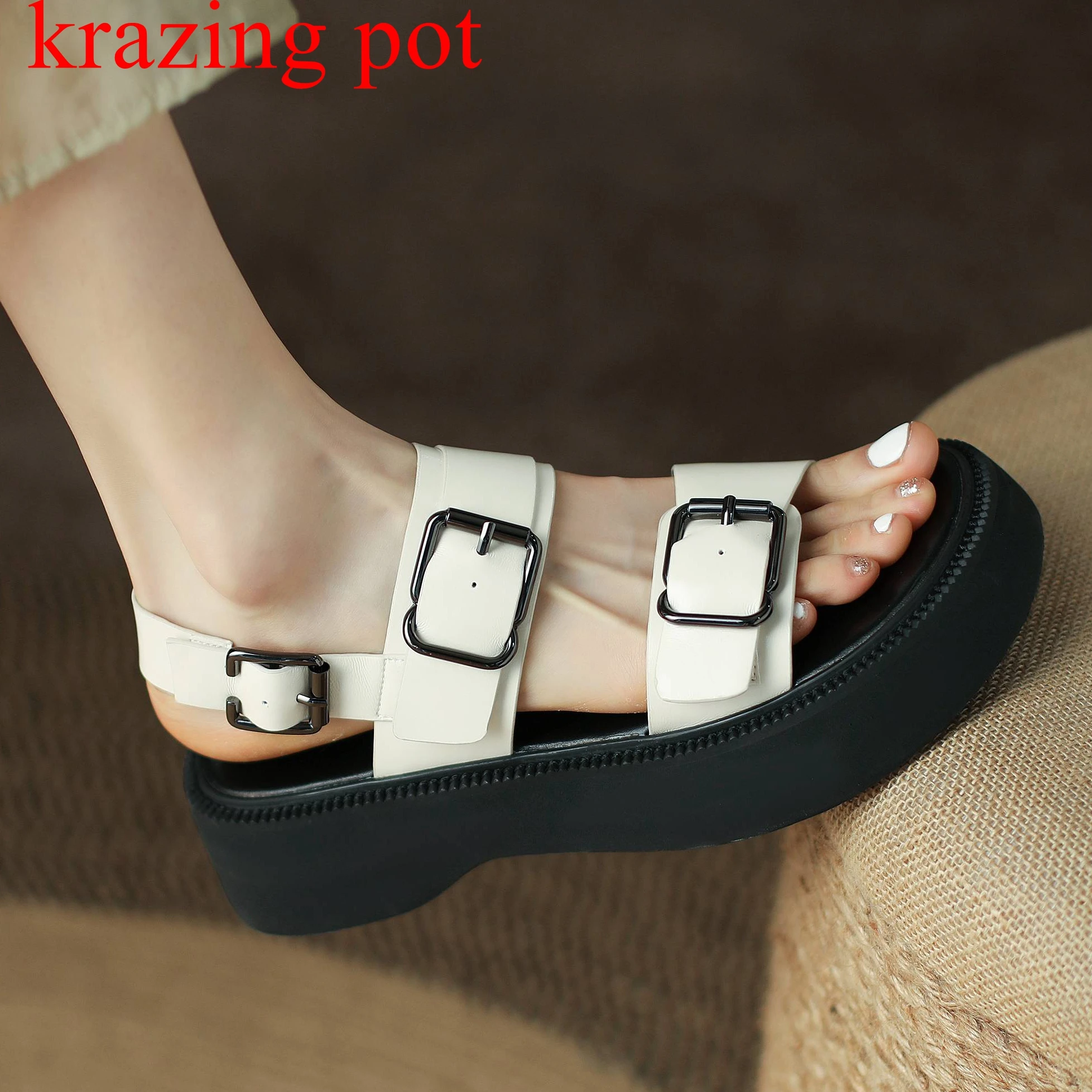 

Krazing Pot Sheep Leather Peep Toe Summer Shoes Platform Med Heels Gladiator Gorgeous Buckle Straps Beach Brand Women Sandals