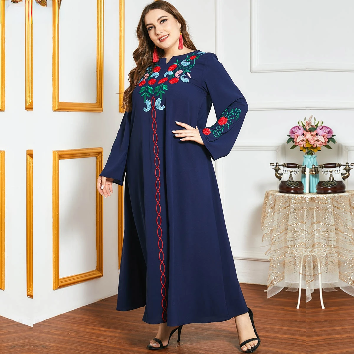 

Dress Women Embroidery Kaftan Turkey Robe Big Swing Muslim Clothes Plus Size Vestido Longo Ramadan Caftan Marocain Abaya Dresses