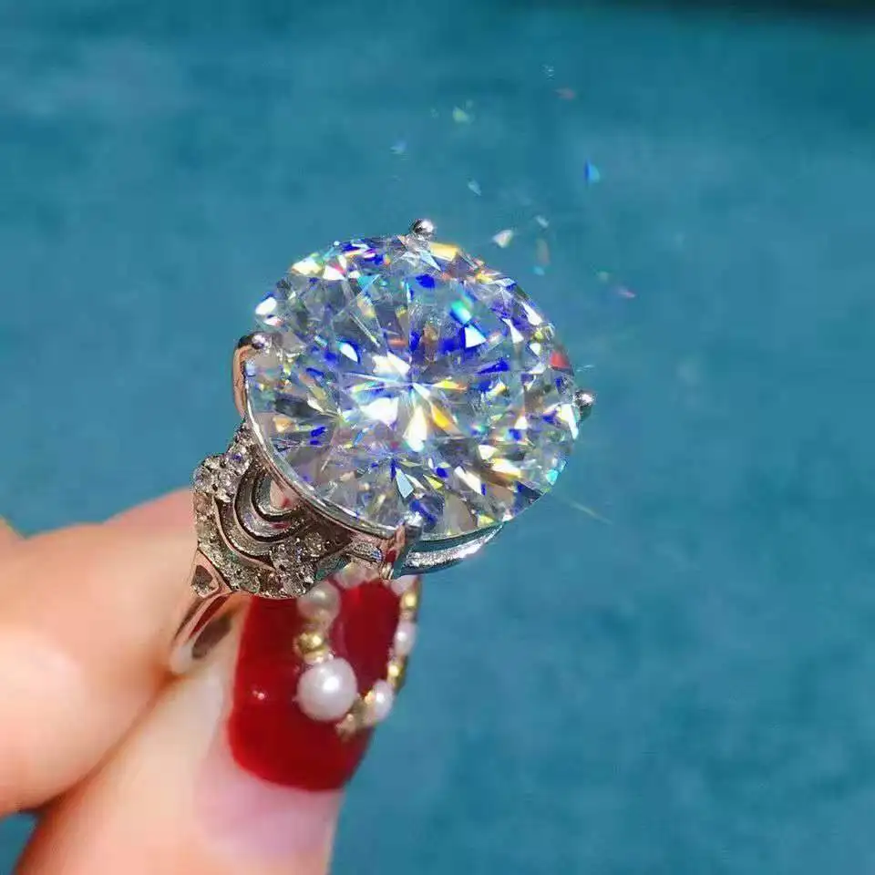 

New Classic Moissanite 10 Carat Ring Set with Hearts and Arrows Cut Domineering Women's Jewelry Accessories