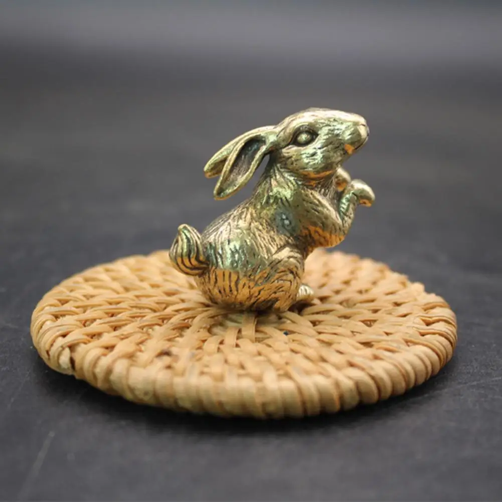 

3cm brass Rabbit Ornament Handmade Crafts Vintage Copper Chinese Zodiac Rabbit Miniature Sculpture Home Desktop Car Decoration