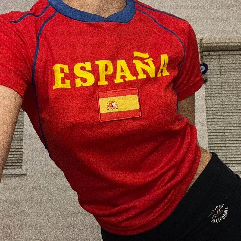 Футболка женская летняя с вышивкой в виде букв