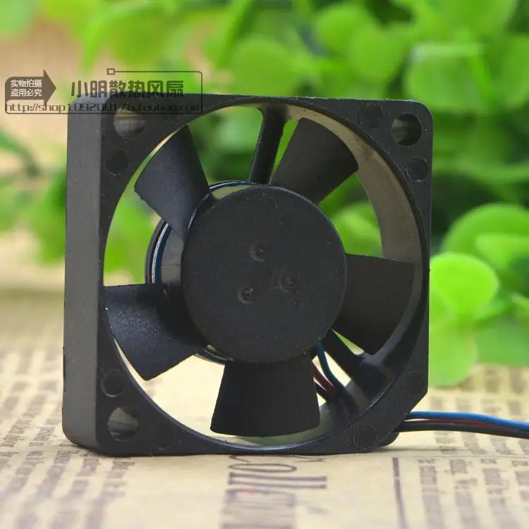 

SUNON EF35101S1-Q00U-H99 12V 0.90W 3510 3.5CM 3-WIRE COOLING FAN