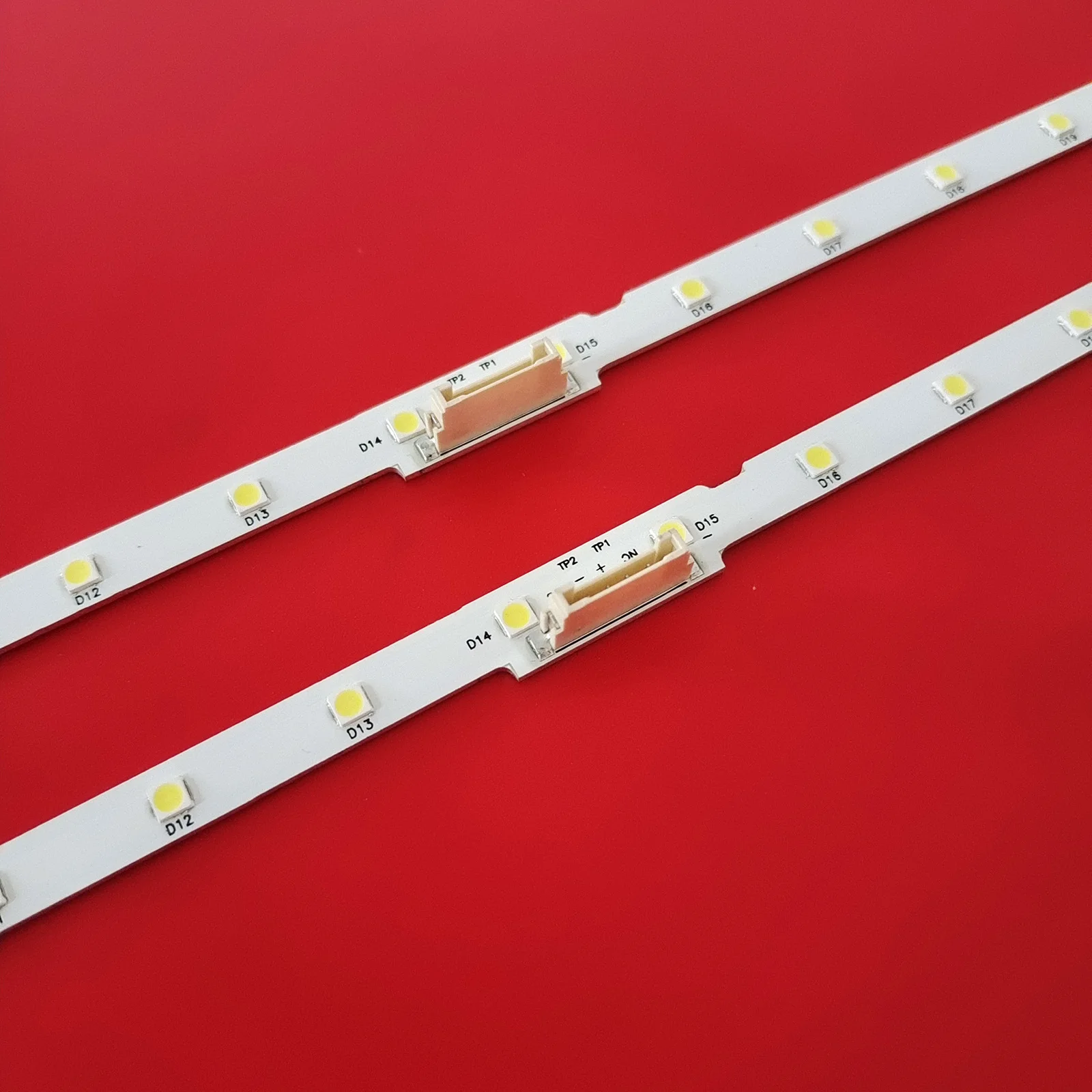 2 шт. 28 светодиодных лент для Sam sung 43 &quotTV UE43NU7100U AOT_43_NU7100F_2X28_3030C BN44-00947A UE43NU7120U