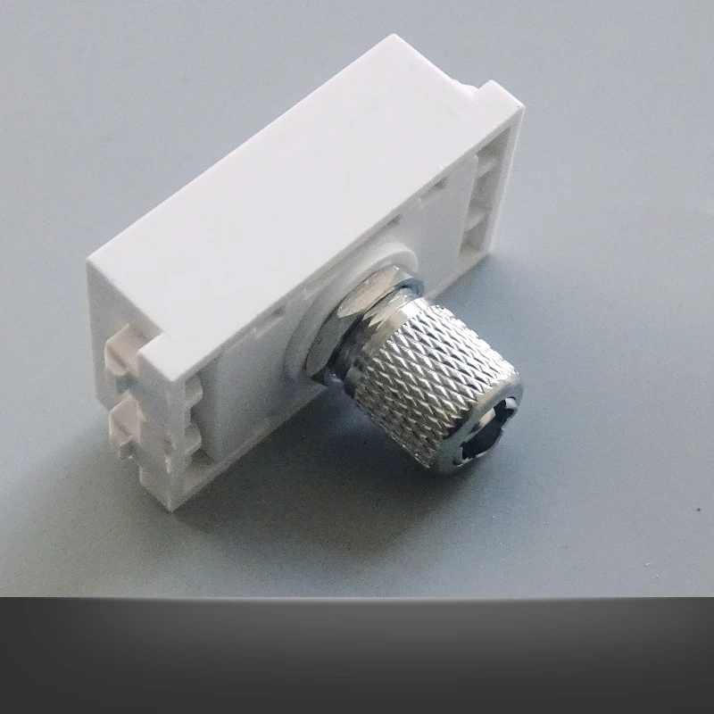 Телевизионная видеопанель с замкнутой линией напольная розетка настенная