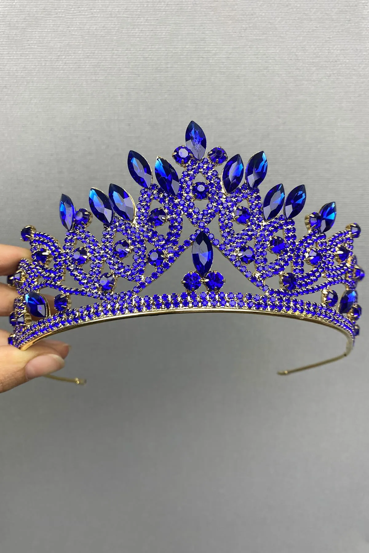

Sax Blue Bridal Henna Crown