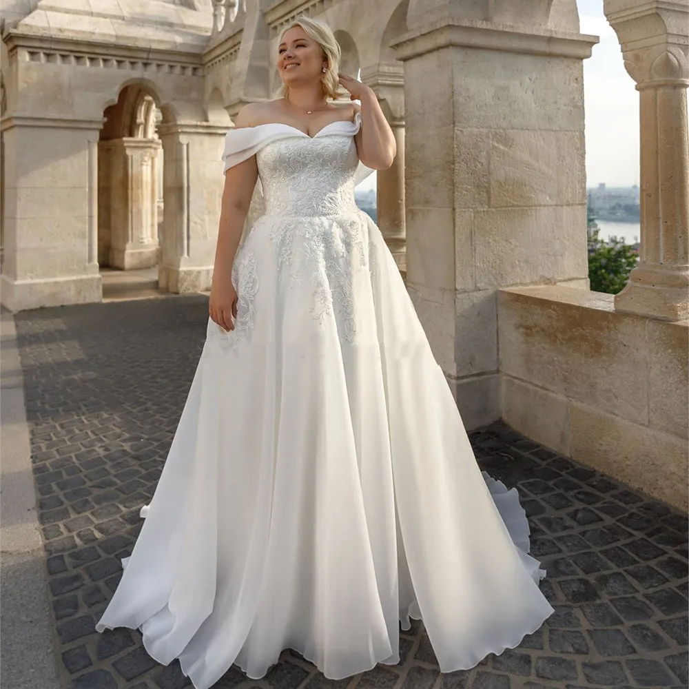 

Женское длинное свадебное платье, элегантное блестящее платье с открытыми плечами, аппликацией сердечком, трапециевидной формы со шлейфом