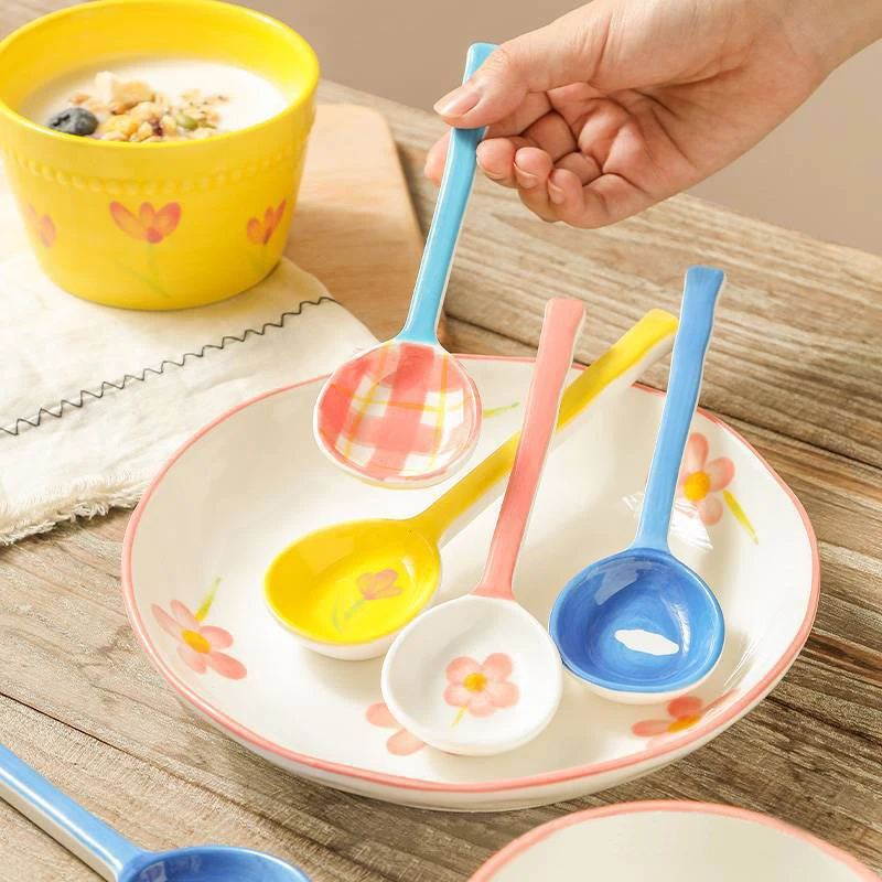 Japanese Cute Ceramic Soup Spoon Long Handle Teaspoon Heat R