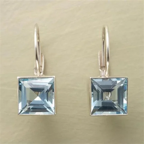 Серебряные квадратные серьги-подвески NovoPublic
