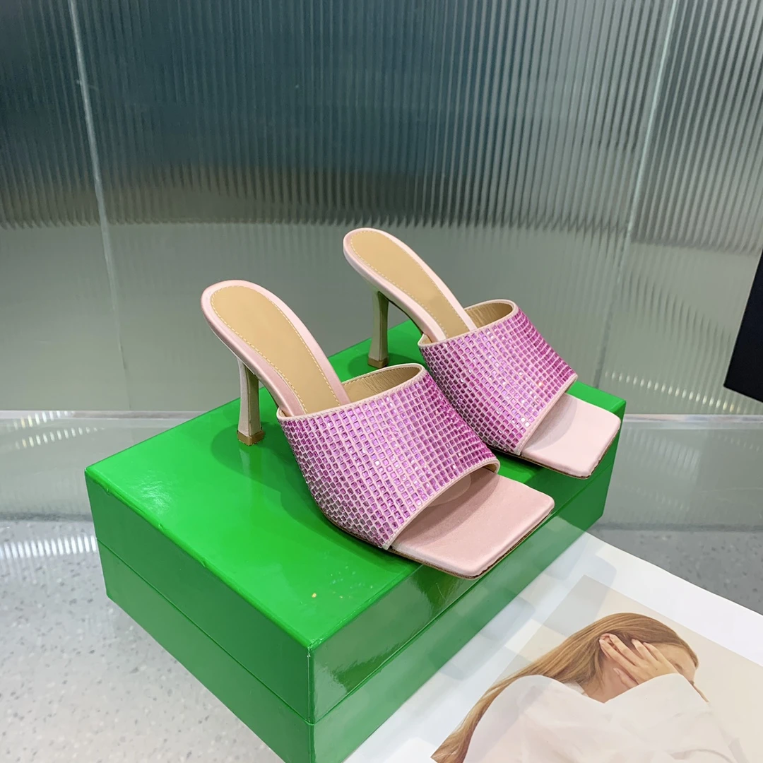 

Women Summer Slippers Women Silk Genuine Leather Mules Super High Heels Crystal Slippers Runway Outfit Party Dress Pumps Shoes