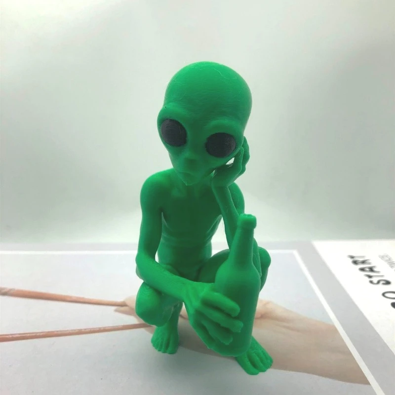 

Фигурка Инопланетянина из пластика