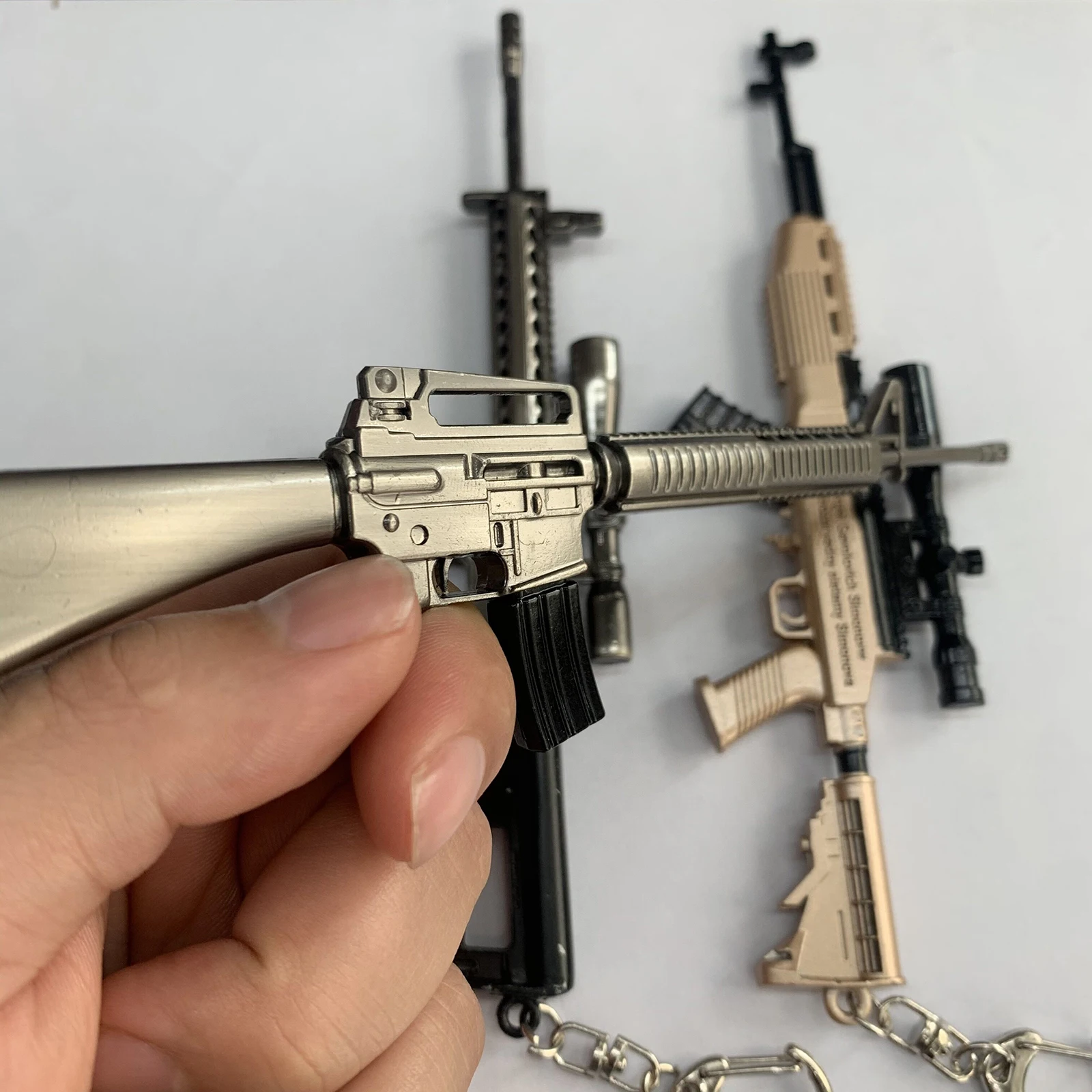 Фото Брелок M416 M4A1 в стиле панк для мужской винтовки №3