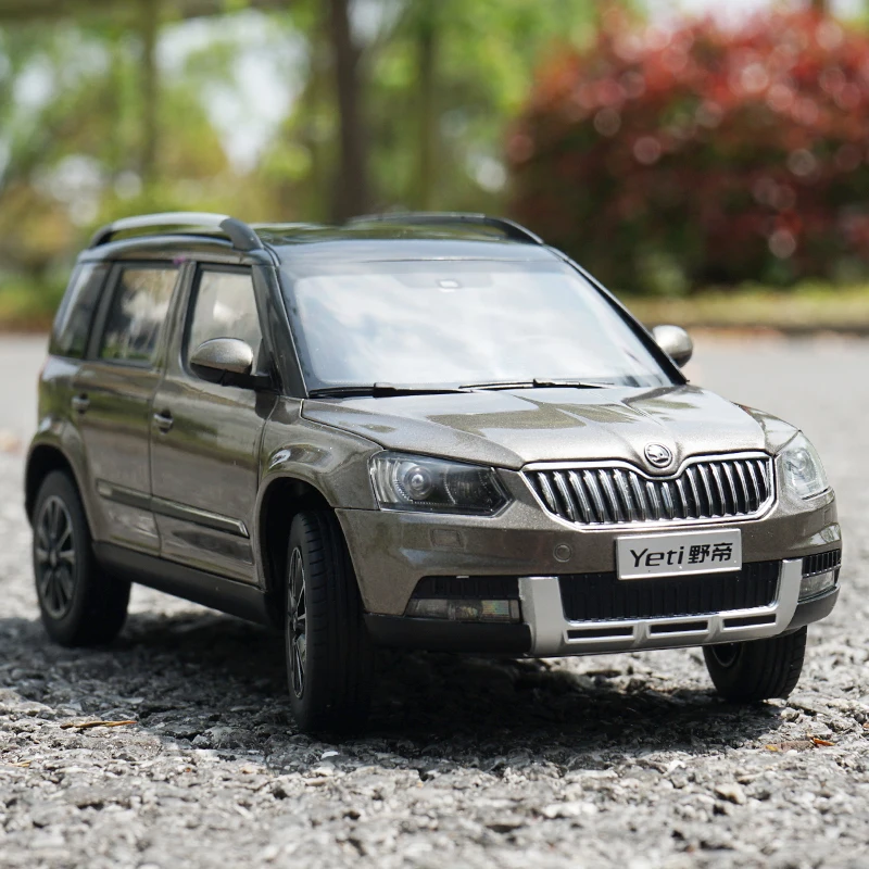 

1:18 Модель автомобиля Yeti из сплава, игрушечный подарок, внедорожник