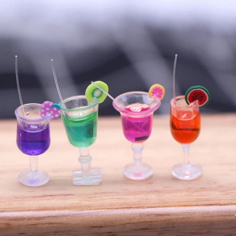 

4Pcs/Set 1:6 Dollhouse Miniature Fruit Cocktail Drinks Cup Model Kids Pretend Play Toy Doll House Life Scene Decor Accessories