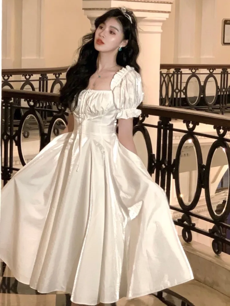 Женское винтажное платье А-силуэта элегантное белое во французском стиле для
