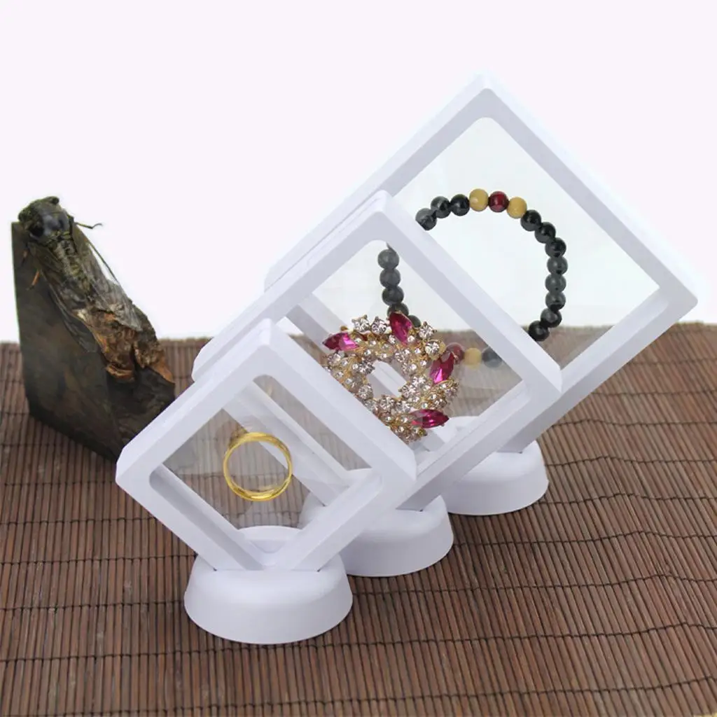 

4 Pieces of Floating 3D Jewelry Display Stand Collar Display Holder