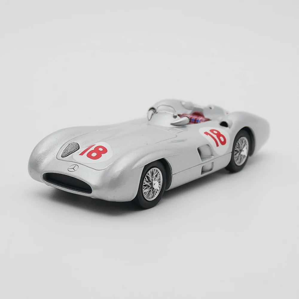 

Модель автомобиля под давлением, модель автомобиля из металла, Ixo 1:43 Mercedes-Benz W196, 1955