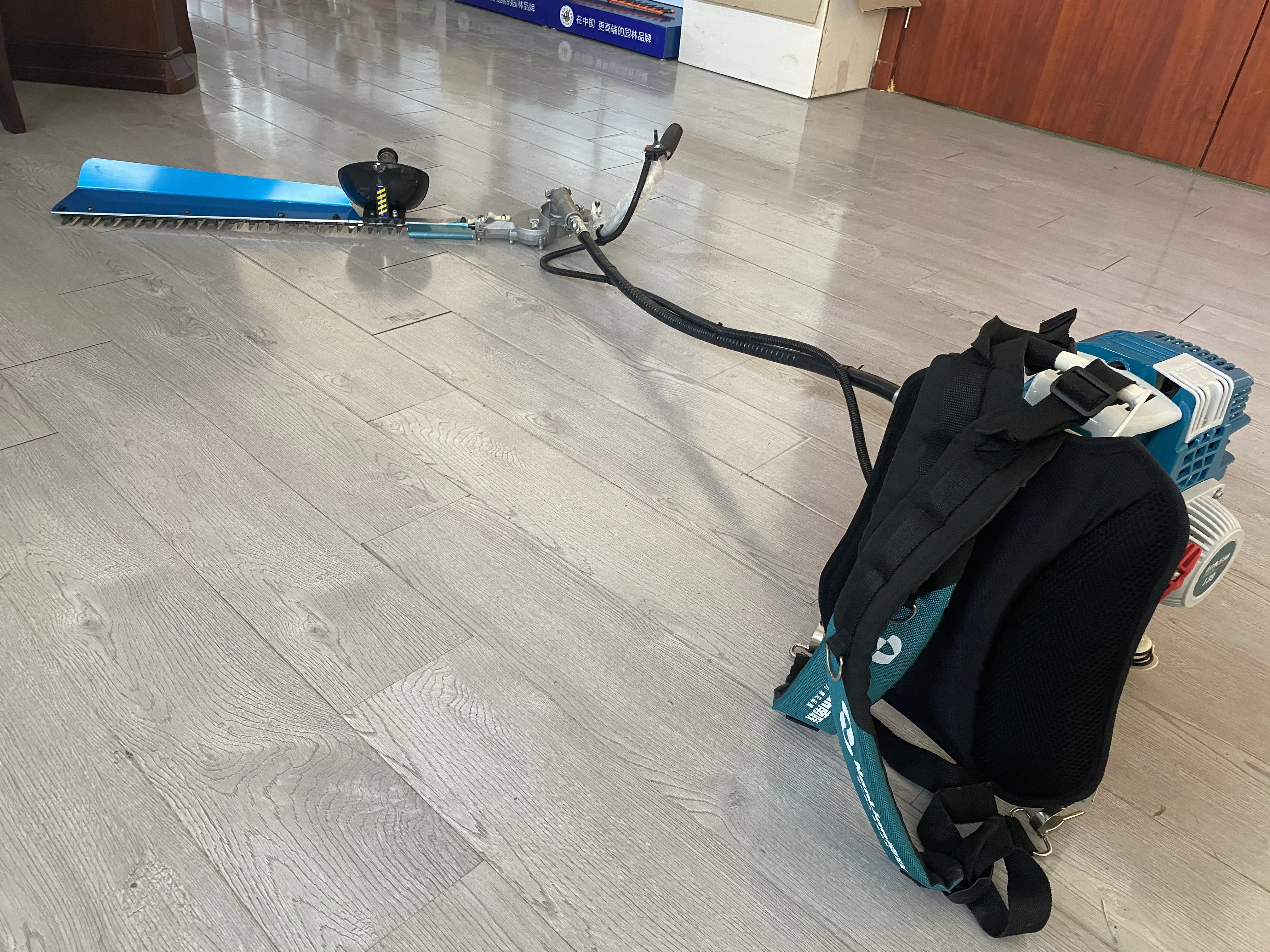 

4-stroke Air-cooled Single Cylinder Backpack Power String Trimmer Hedge Trimmer