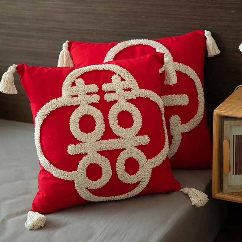 

Chinese Character Embroidery Cushion Cover Red Wedding Decoration Pillow Covers Decorative Tufted Fringed New Year Pillow Case