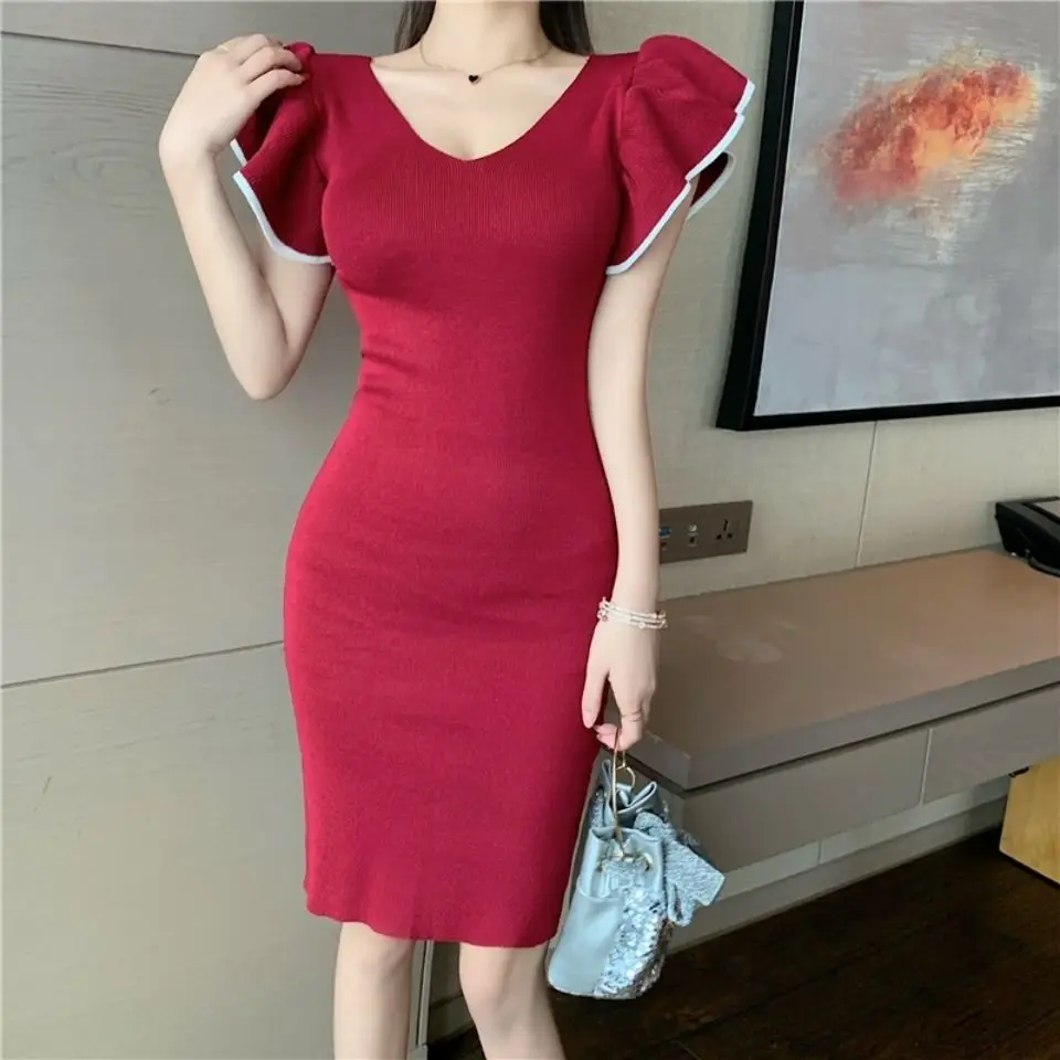 

Women 2022 Summer Sexy V-neck Short-sleeved Knitted Bodycon Dress Female Casual Slim Elastic Ribbed Dress Lady Vestidos D22