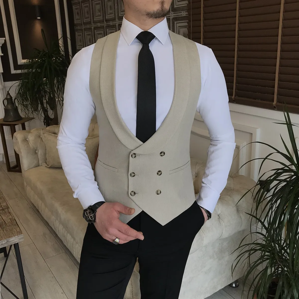 Рисунок 2 - Мужской деловой костюм из трех предметов