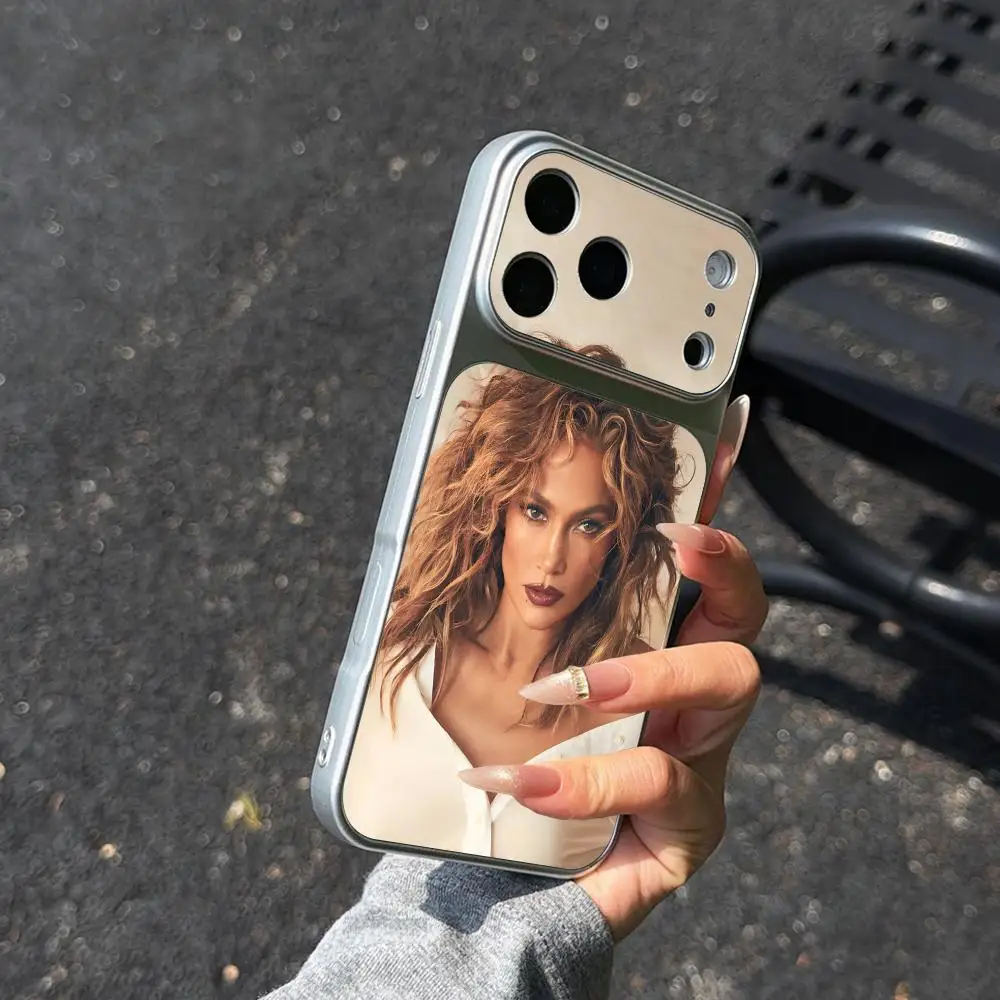 Фото Чехол для телефона Jennifer Lopez из текстурированной кожи ягненка для iPhone 17 16 15 14 13 12 11 Pro Max Plus №2