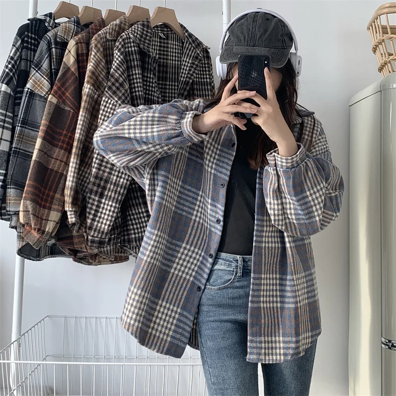 Женская толстовка в стиле ретро