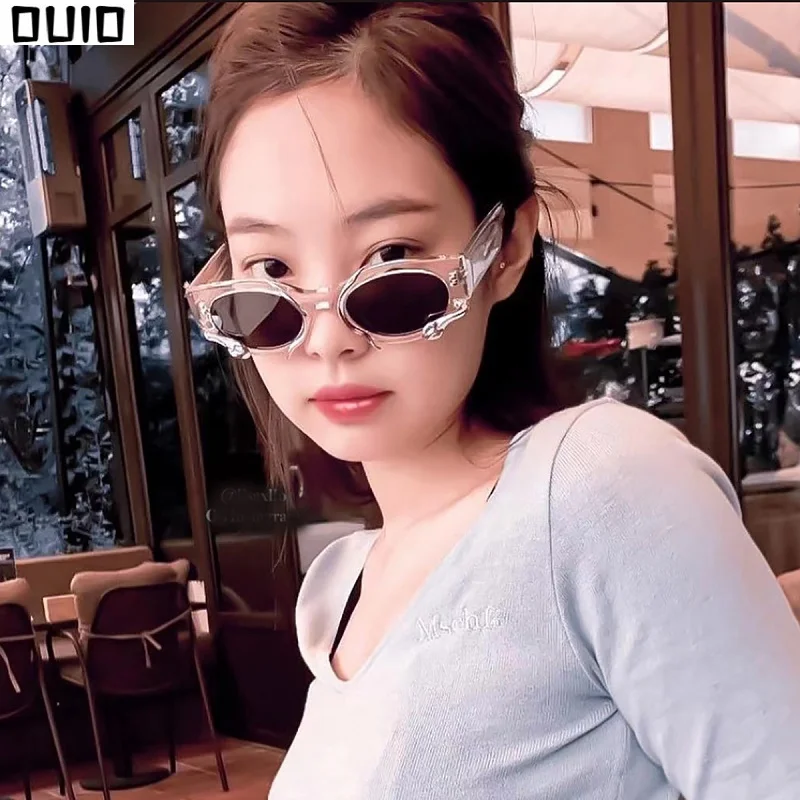 

Vintage Small Cat Eye Snake Sunglasses For Women New Fashion Brand Chic Y2k Sun Glasses Men Hip Hop Shades Black Eyewear Uv400