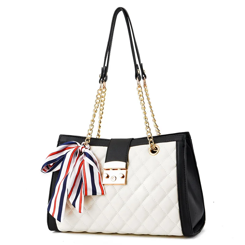 

2022 New Luxury Lingge Chain Bag Women's Large Capacity Casual Color Contrast Silk Scarf One Shoulder Bag Fashion Girl