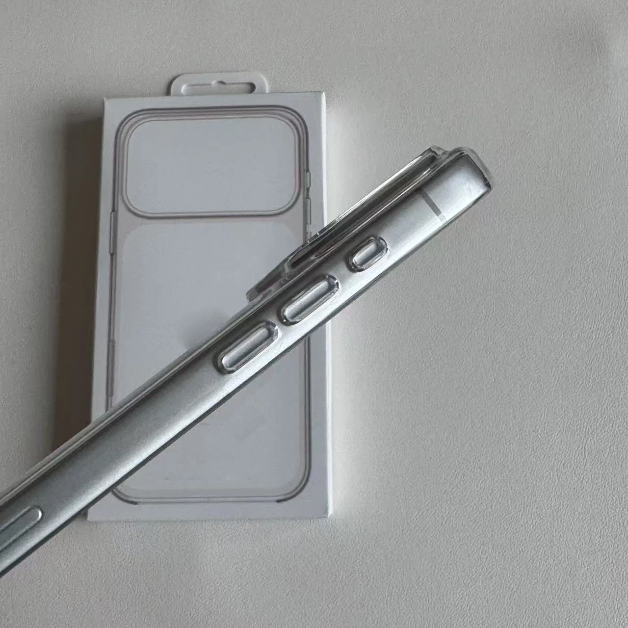 Фото Подходит для iPhone 17 Pro Max iPhone 16, совместим с магнитными кнопками MagSafe, 15 задних панелей, 14 задних панелей плюс, полузакрытая 13 №4
