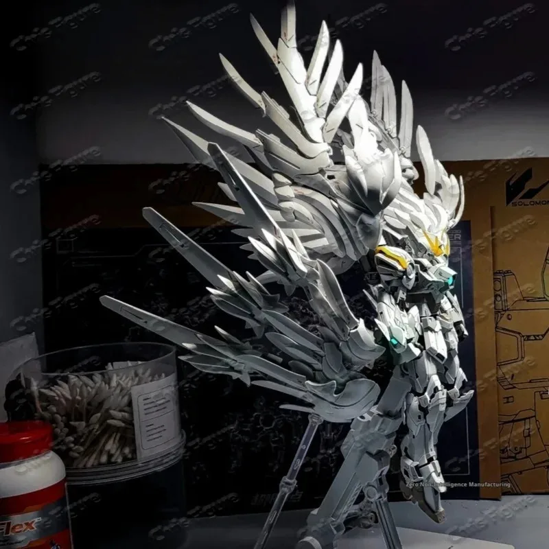 Фото В наличии: Коллекционная модель-конструктор Daban 8827 MG Snow White Overture Restoration Model Kit Xxxg-00ysw Wings Assembly Action Figure №3
