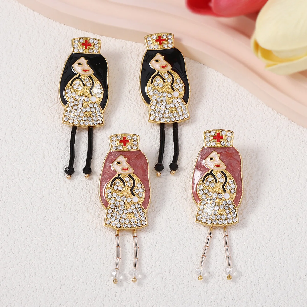 Женские серьги в стиле медсестры с длинными волосами