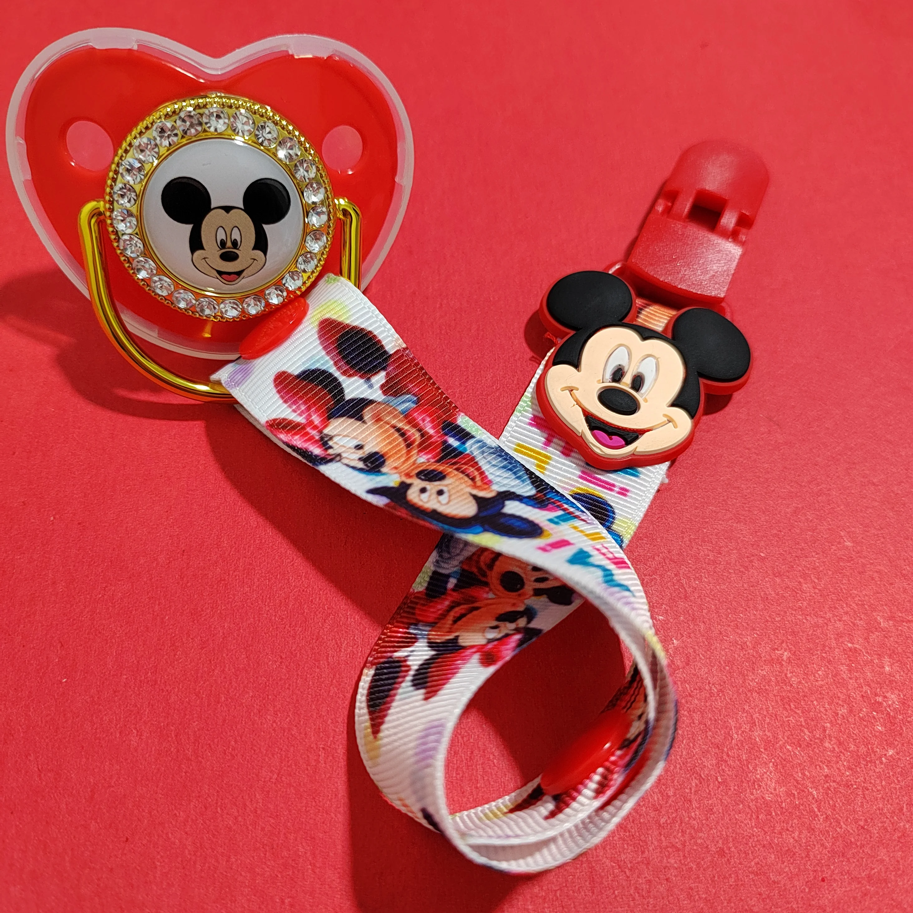 

Luxury Red Bling Baby Stuff Accessories Teethers with Polyester Fibre Dummy Holder Chains Portachupete New Kids Traveling Sleep