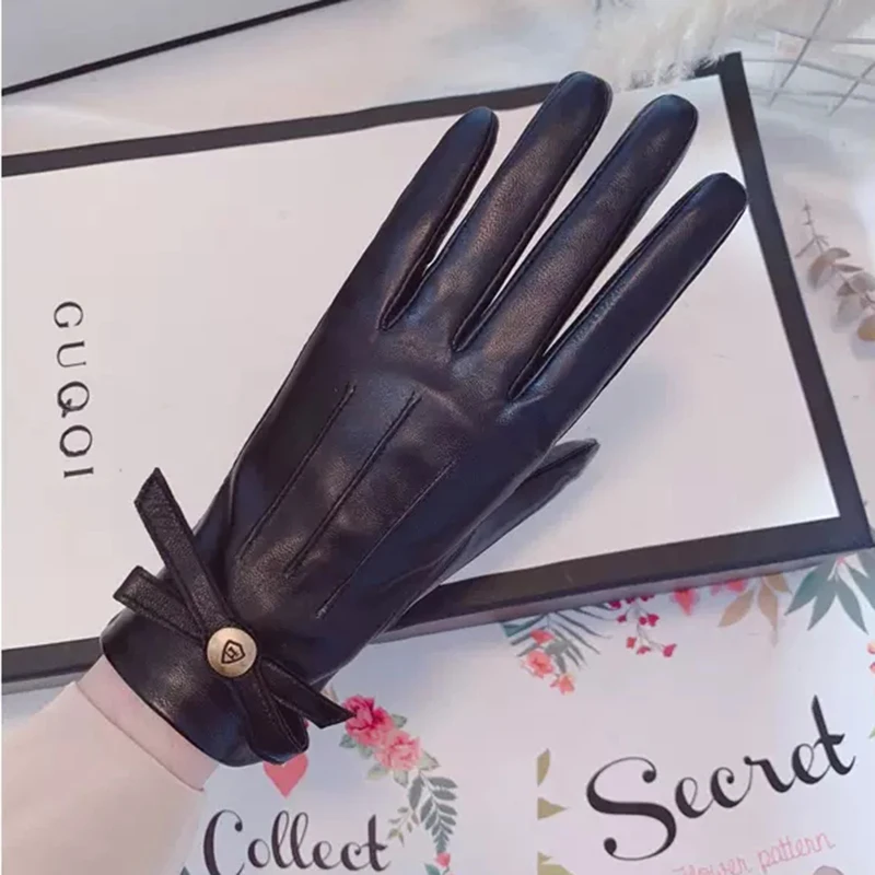 Real Leather Gloves Female Autumn Winter Touchscreen Velvet Lined Thicken Thermal Butterfly Knots Sheepskin Women Gloves 9016