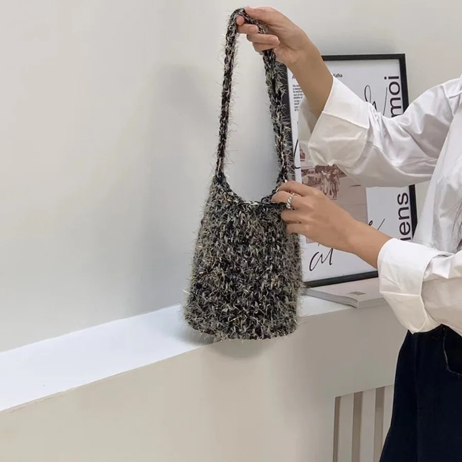 

Gold Wire Large Handbags for Women Party Shiny Shoulder Bag Fashion Bucket Bags Female Quality Underarm Bags Purses 2022 New