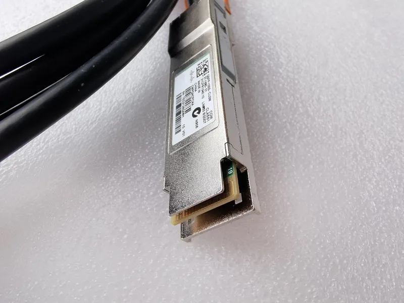 100 Гбит/с QSFP28 QSFP-100G-CU3M Пассивный медный кабель с прямым подключением 3 м