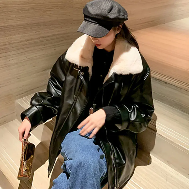 

Winter Coats Women Thickness Faux Leather Fur Sheepskin Female Fur Leather Long Jacket Aviator Outwear Casaco Feminino V67