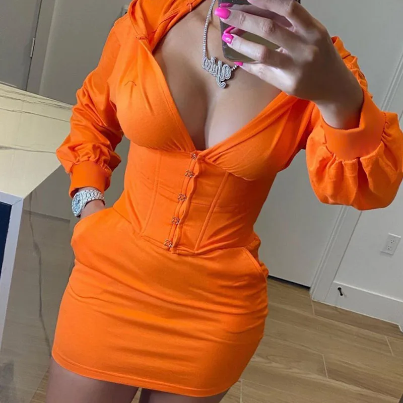 

Женское мини-платье с капюшоном, с V-образным вырезом и карманами