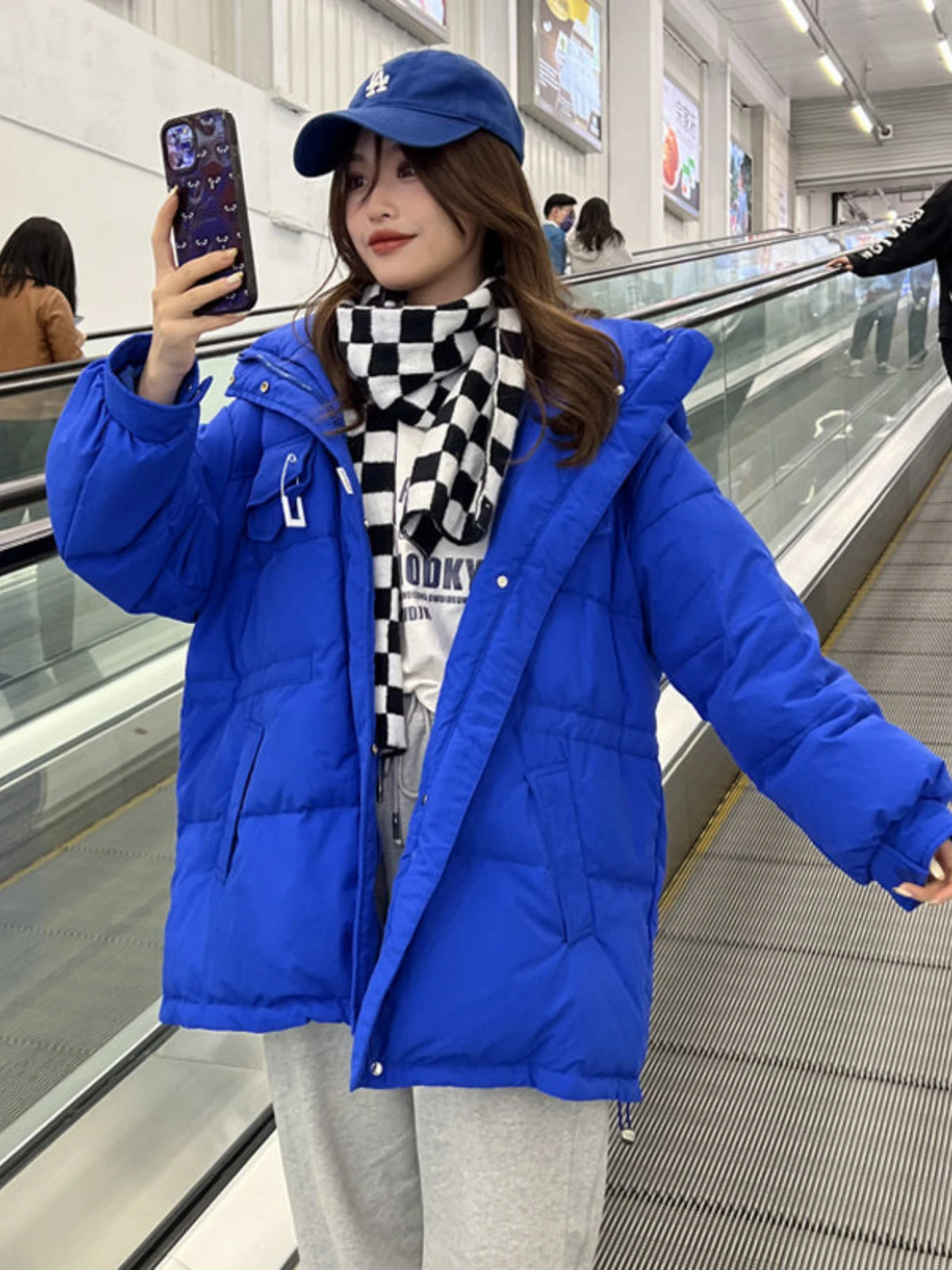 Winter Women's Jacket Parkas Down Cotton Jacket Super Hot Coat Plus Size Loose Korean Fashion Thicken Warm New