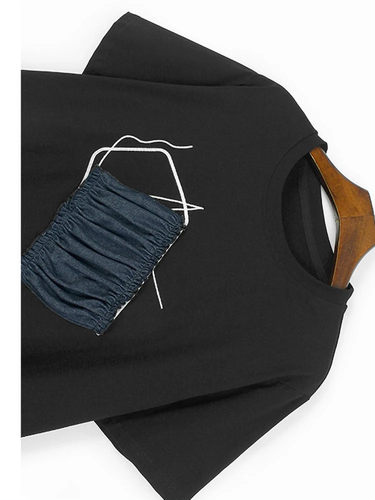 Женская Асимметричная джинсовая футболка черная плиссированная большого