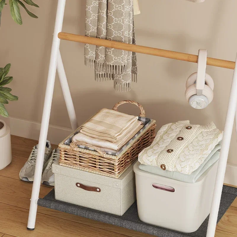 Многофункциональная вешалка для одежды и шляп прикроватная общежития Простая