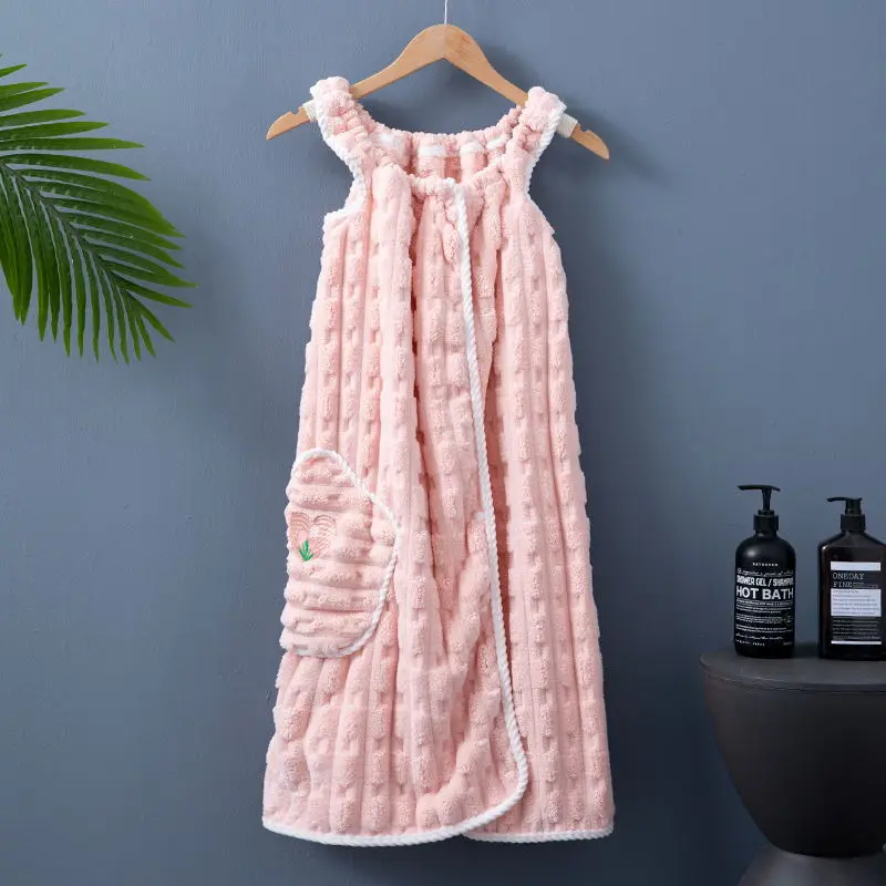 

Коралловый бархатный халат из микрофибры