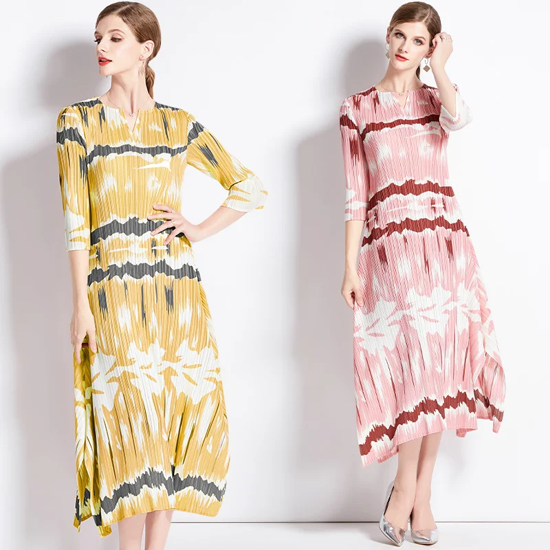 

Helolis Miyake Irregular Print Pleated Dress Women 2023 Summer New V Neck Seven Sleeve Elegant Split Midi Dresses Vestidos Robes