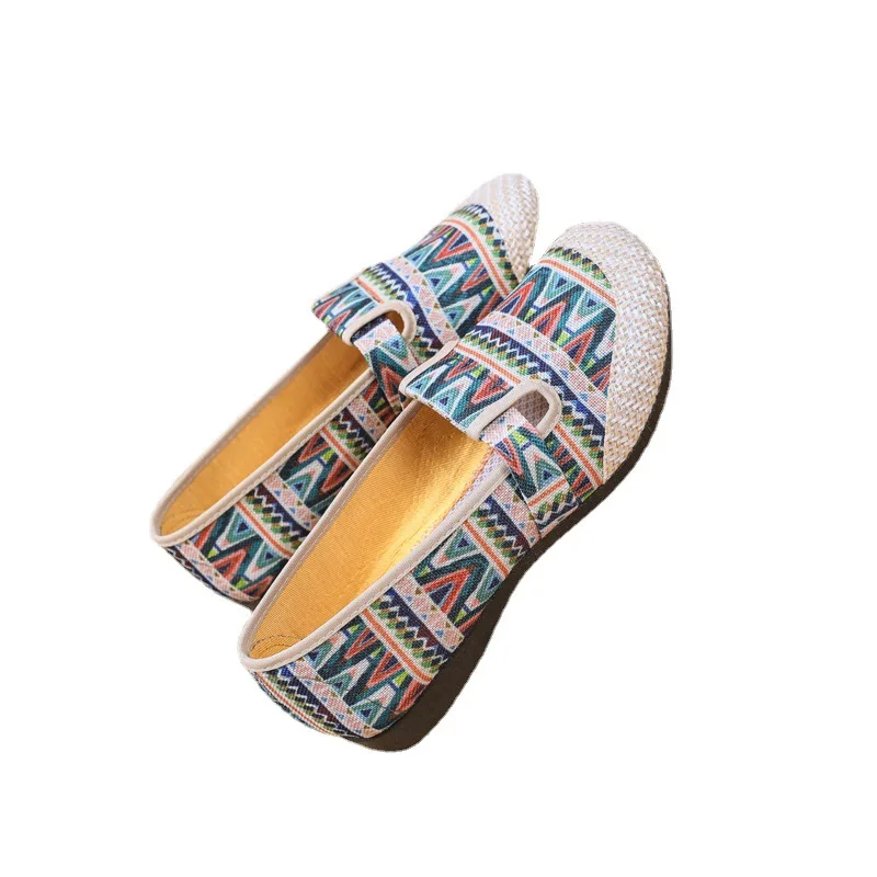 

Тканевые туфли, женская повседневная обувь в этническом стиле для мам, удобная классическая ретро Обувь для женщин среднего и старшего возраста.