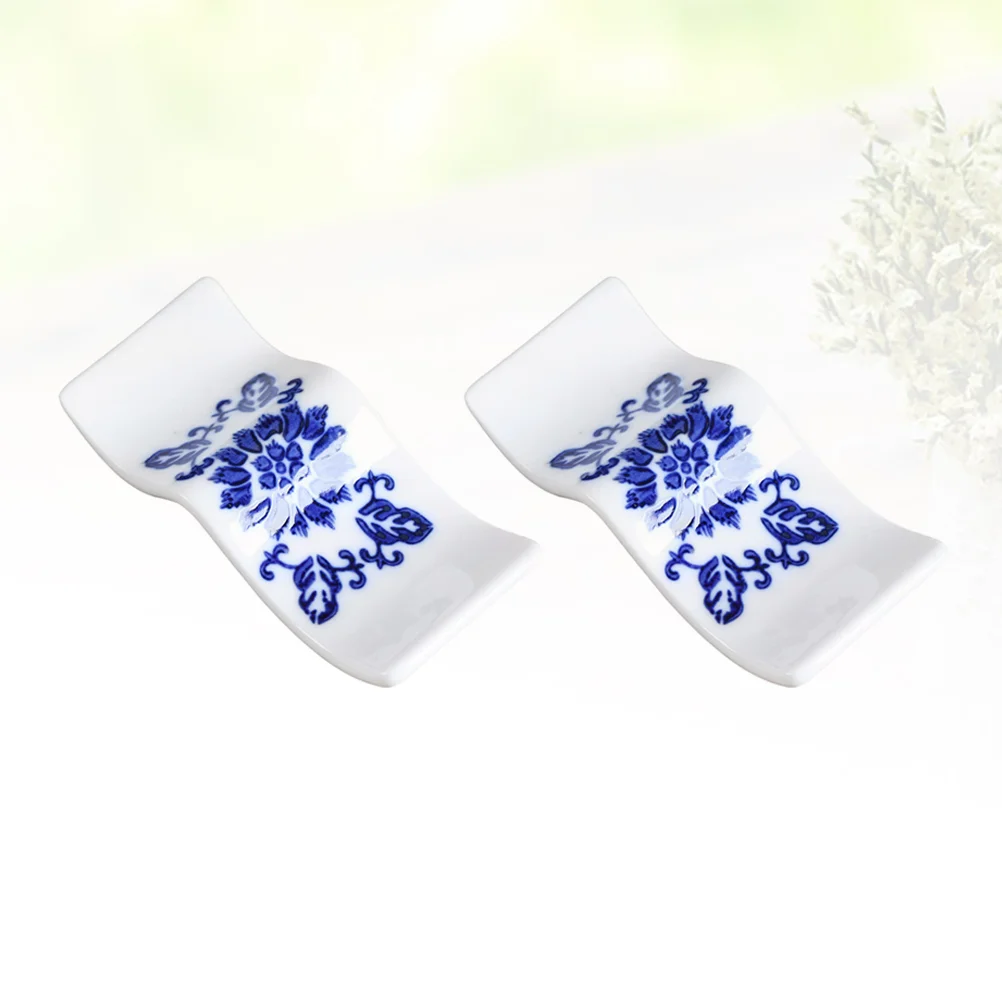 

4pcs Ceramic Chopstick Rest Storage Rack Holder Blue and White Porcelain Pattern for Restaurant (White+ Blue)