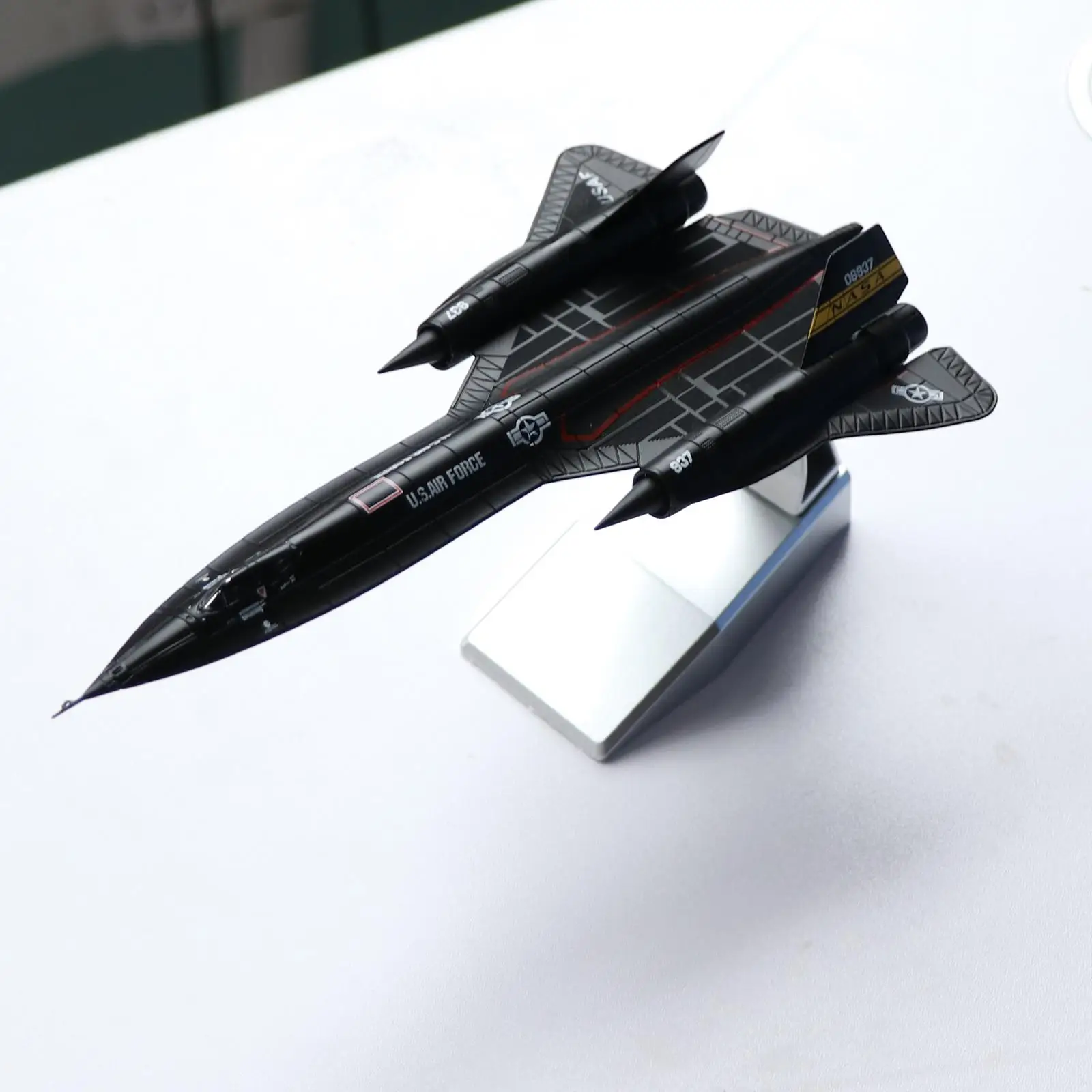 Diecast Jet Toy 1:144 Scale SR-71 Blackbird Aircraft Model Kids Adult Home Office Decor