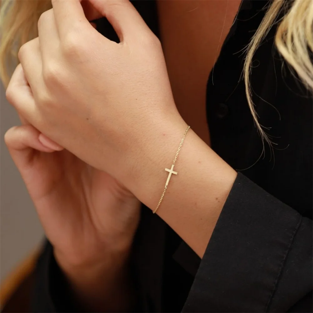 

Minimalist Cross Bracelet Women Gold Color Stainless Steel Wrist Chain Fashion Adjustable Bangle Jewelry Charm Anniversary Gifts