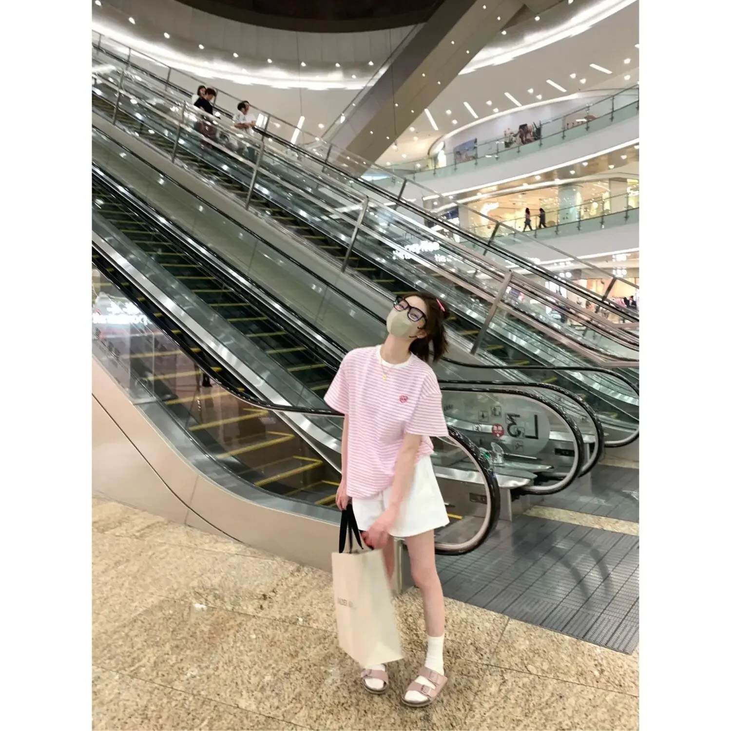 Повседневные модные возрастные полосатые футболки с короткими рукавами