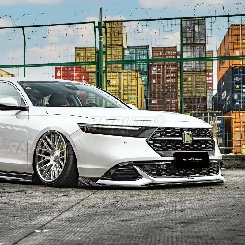 Фото Комплект обвесов для Honda Accord: глянцевый черный сплиттер переднего бампера в стиле YOFER для Honda Accord 11-го поколения 2023 года, автомобильные аксессуары №4
