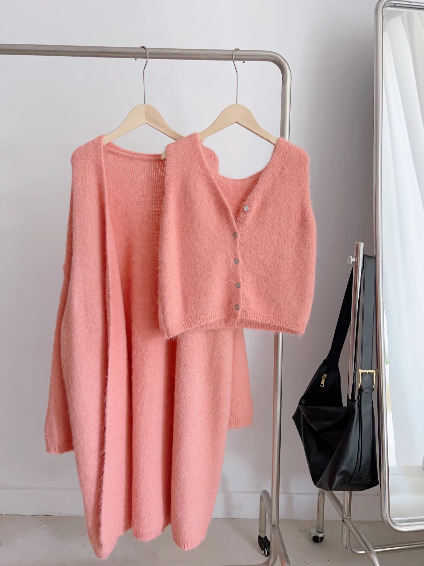 Рисунок 5 - Женский свитер из смеси шерсти на осень и зиму